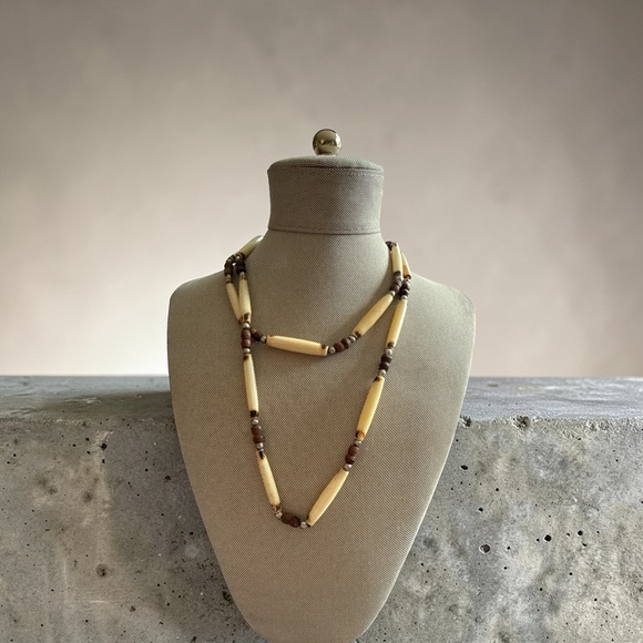 Jewelry - Handcrafted Native American Bone Necklace – Women Jewelry